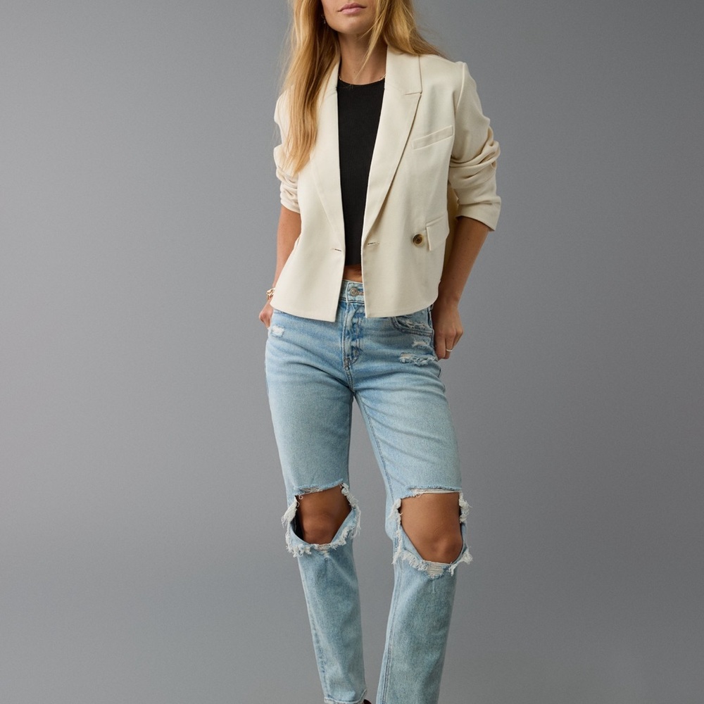 American Eagle cropped blazer